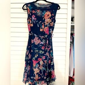 Roz & Ali, size 6, floral dress